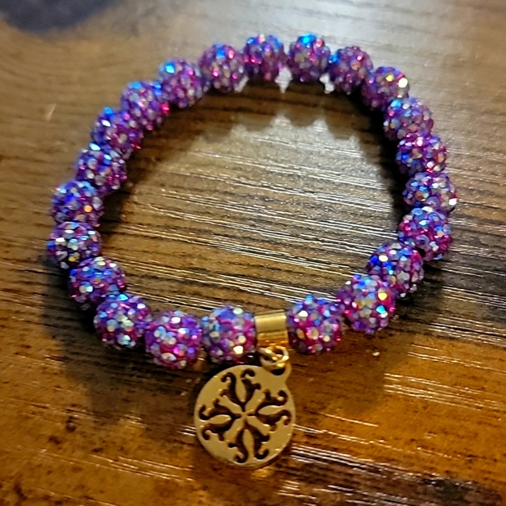 Dark pink & gold